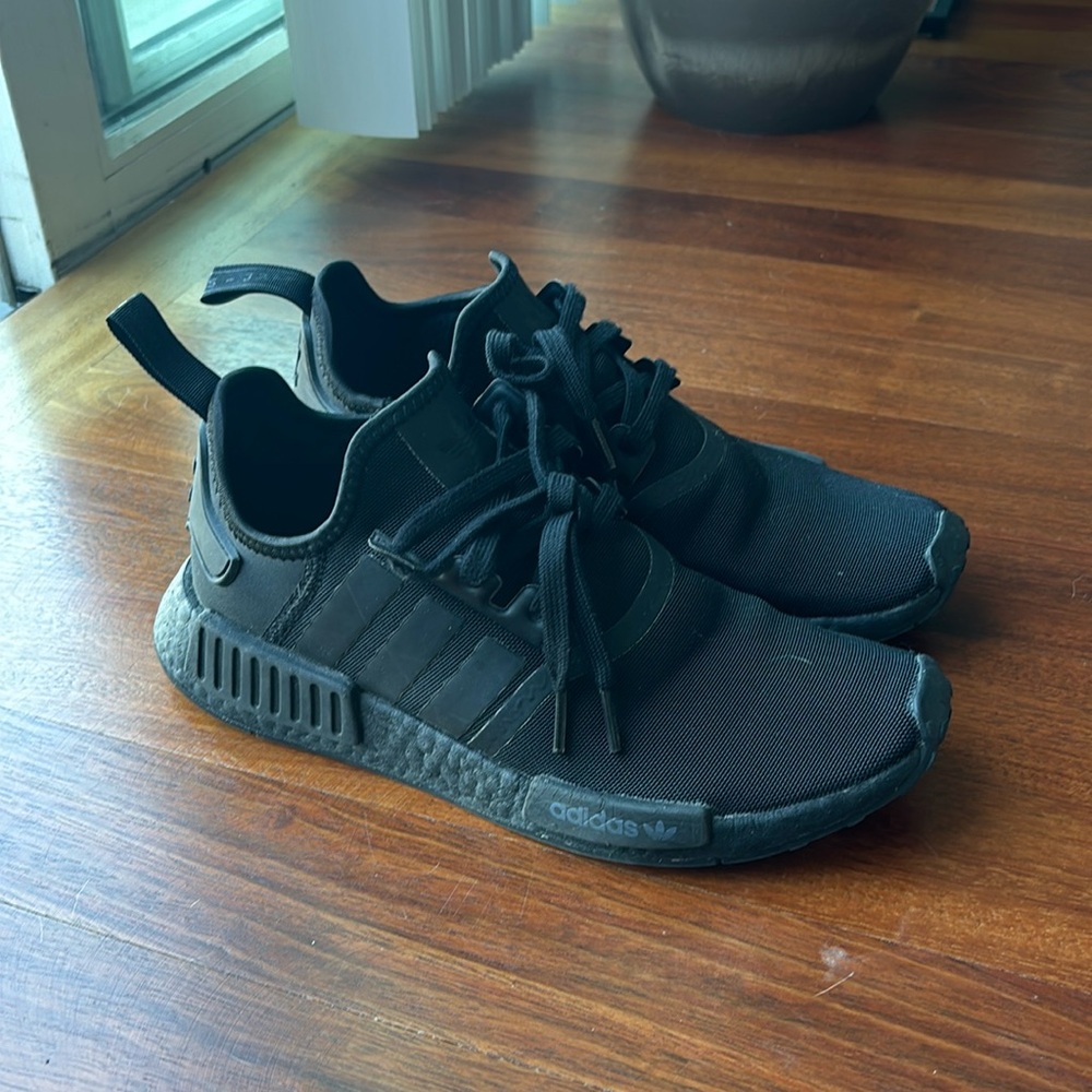 Men’s Adidas Sneakers